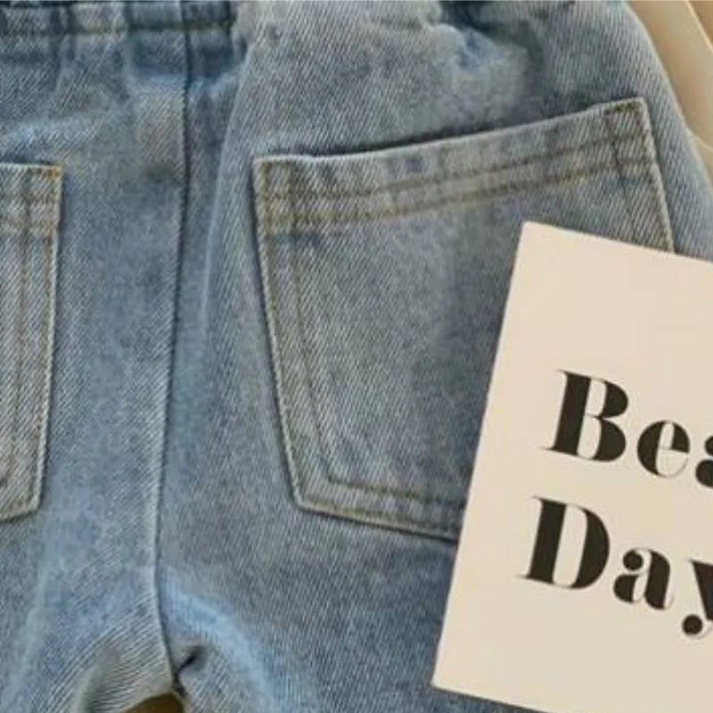 Fashion Baby Girl Bow Jean Flare Pant Infant Toddler Child Elegant Preal Denim Trousers Bell-bottomed Pant Baby Clothes 1-7Y 240521