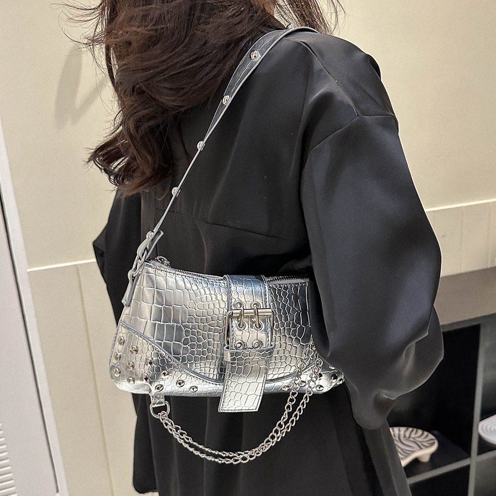 Women Fashion Shoulder Bag Gothic Ladies Bag Cool Style Trendy Rock Girls Handbag Y2K Rivet Chain for Travel Vacation Daily