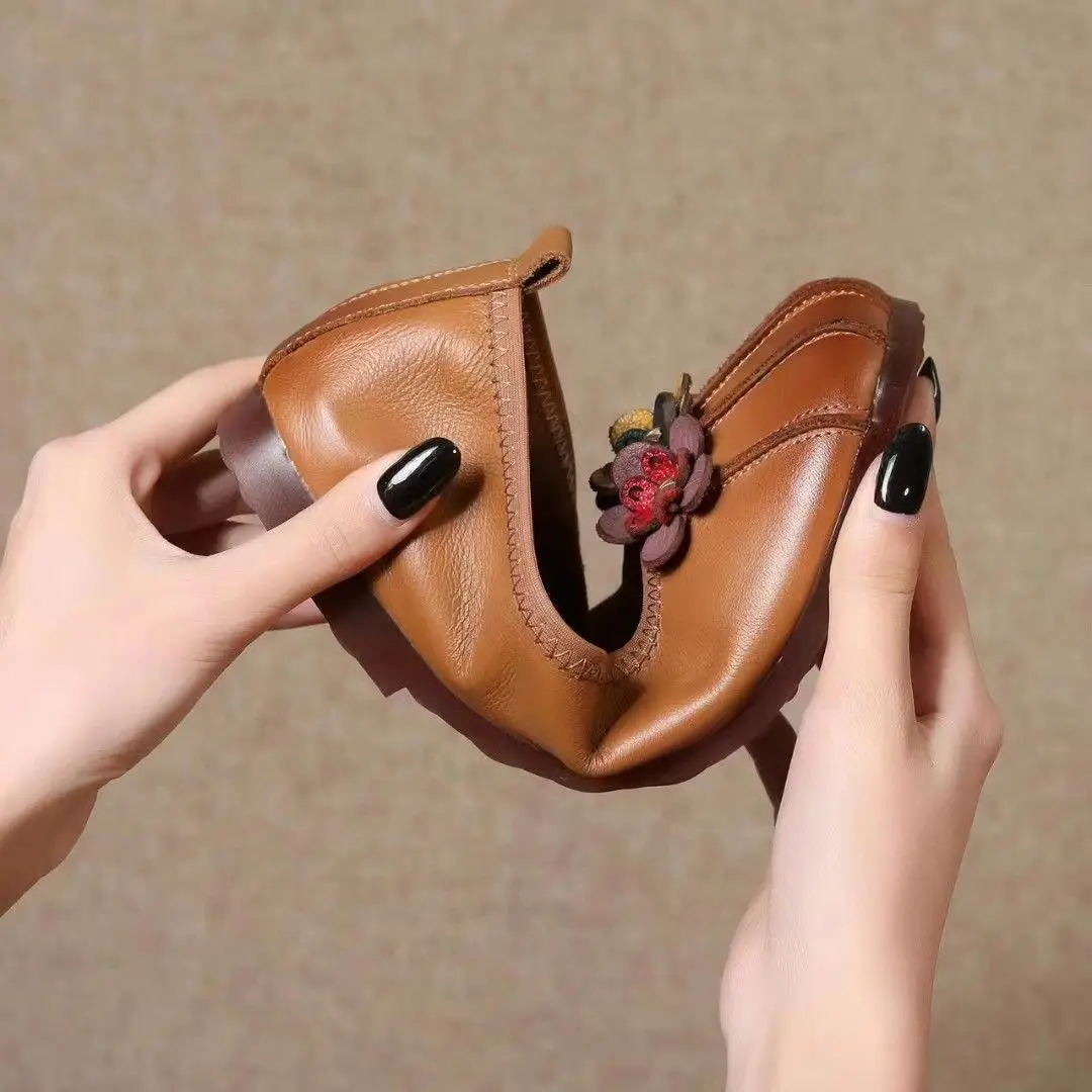Elder Vintage Floral Ballet Flats Women's new Genuine Leather Shallow Shoes 2025 Mom Driving Loafers Ladies Retro Cozy Green Moccasins