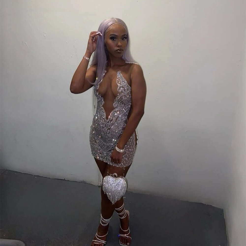 Gorgeous Silver Short Cocktail Dress For Black Girls Beaded Crystal Birthday Party Homecoming Dress Mermaid Mini Tail Club Night Out Robes 0521