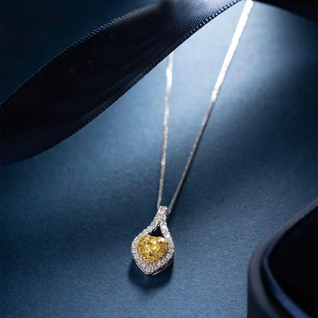 Sterg Sier Pear Cut Yellow Moissanite Heart Pendant Necklace, Zircon Party Women's Beach Clavicle Jewelry Gift