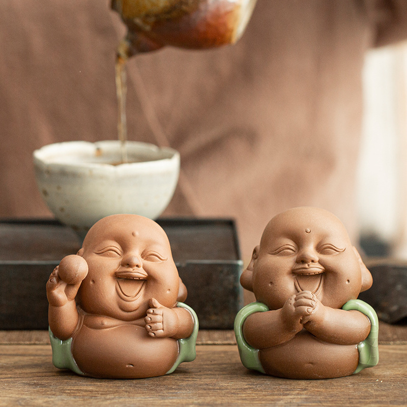 Ceramic Ornaments Monk Small Buddha Statue Monk Figurine Tathagata India Yoga Mandala Tea Pet Purple Ceramic Crafts Decorative