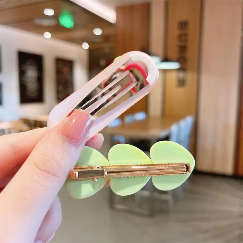 2/1Pcs Candy Colors Hairpins Hair Clips Girl Cute Sweet Alloy Frosted Geometry Duckbill Clip Ornamentr Hair Accessories Barrette