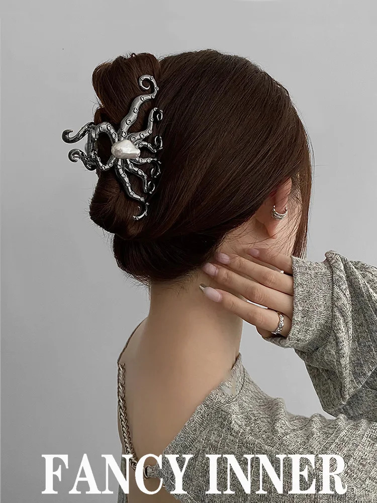 Octopus Hairpin Headwear Punk Pearl Metal Gothic Cool Hair Claw Clip Hair Accessories for Women Jewelry 240521