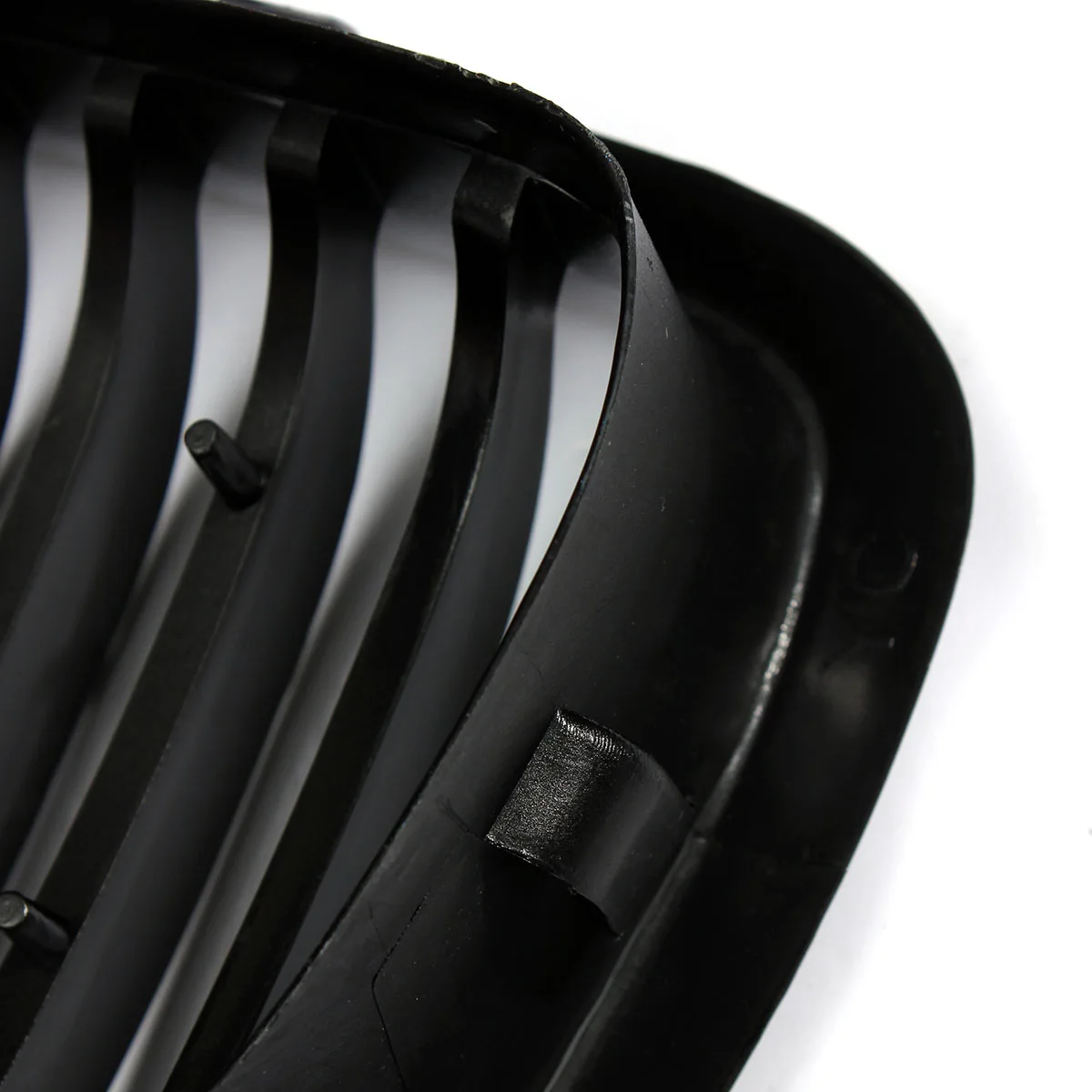 Glossy Black Front Sport Kidney E38 Grille For BMW E38 740i 740iL 750iL 4-Door 1999-2001 Front Replacement Hood Kidney Grill
