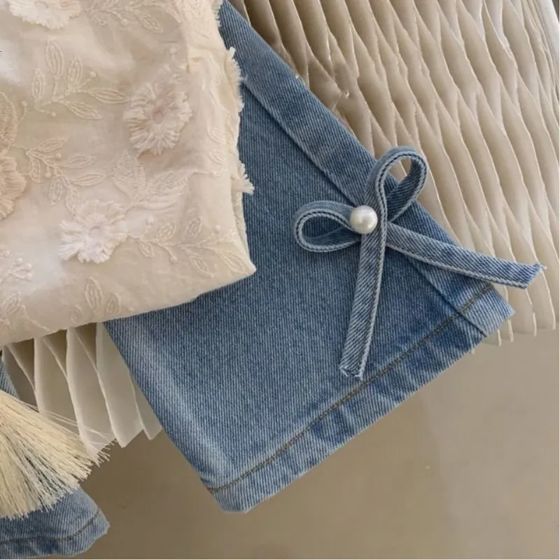 Fashion Baby Girl Bow Jean Flare Pant Infant Toddler Child Elegant Preal Denim Trousers Bell-bottomed Pant Baby Clothes 1-7Y 240521