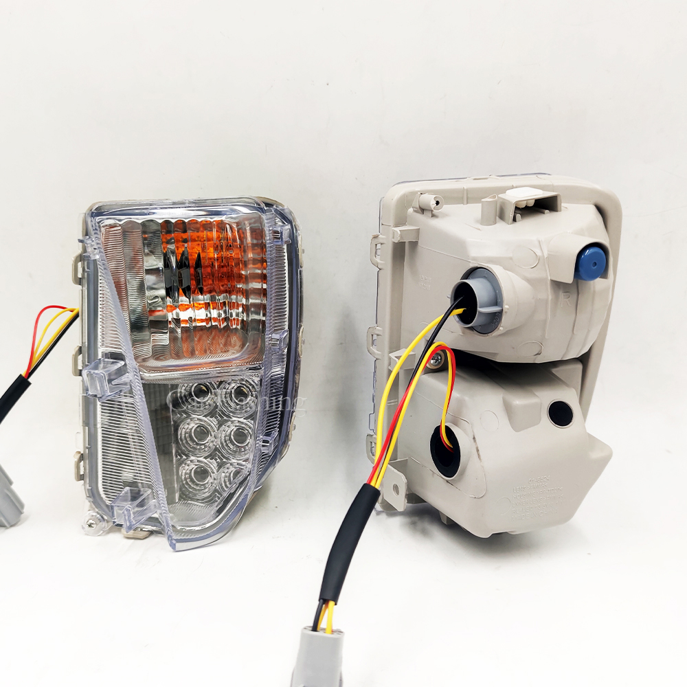 For Toyota Prius ZVW30 2012 2013 2014 2015 LED Fog Light Driving Light Front Bumper Fog Lights DRL Fog Lamp Assembly