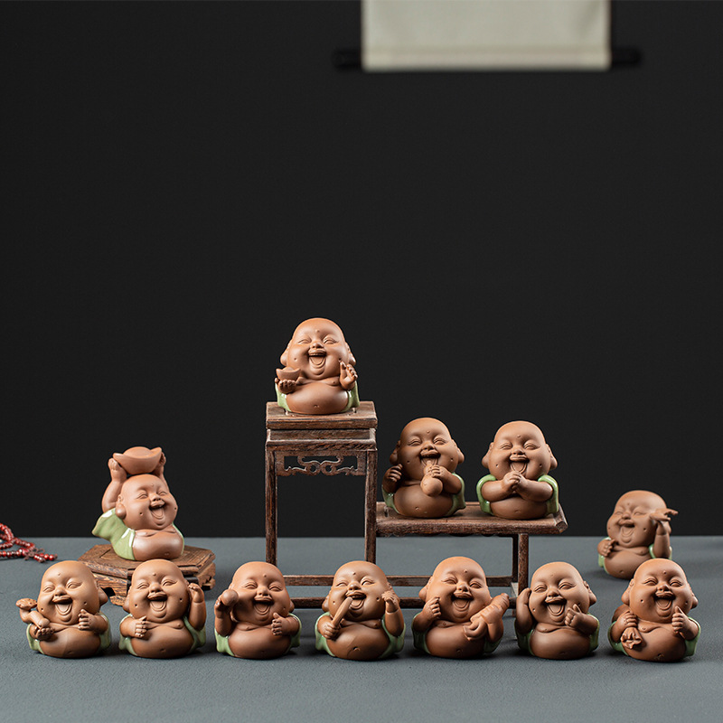 Ceramic Ornaments Monk Small Buddha Statue Monk Figurine Tathagata India Yoga Mandala Tea Pet Purple Ceramic Crafts Decorative
