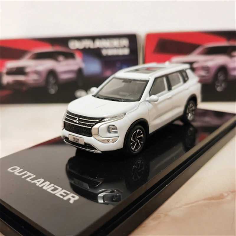Free shipping Diecast Cars 1/64 Mitsubishis Outlander SUV Alloy Diecasts Metal Toy Vehicles Car Model Miniature Scale Childrens Gifts Decorations