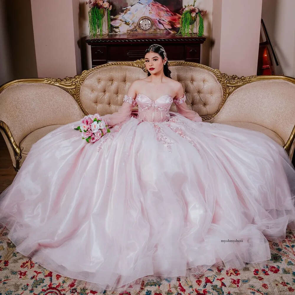 Pink Quinceanera Dress Ball Gown For Sweet 16 Girls Sweetheart Appliques Lace Up Birthday Party Gowns Vestidos Robes De Soiree 0522