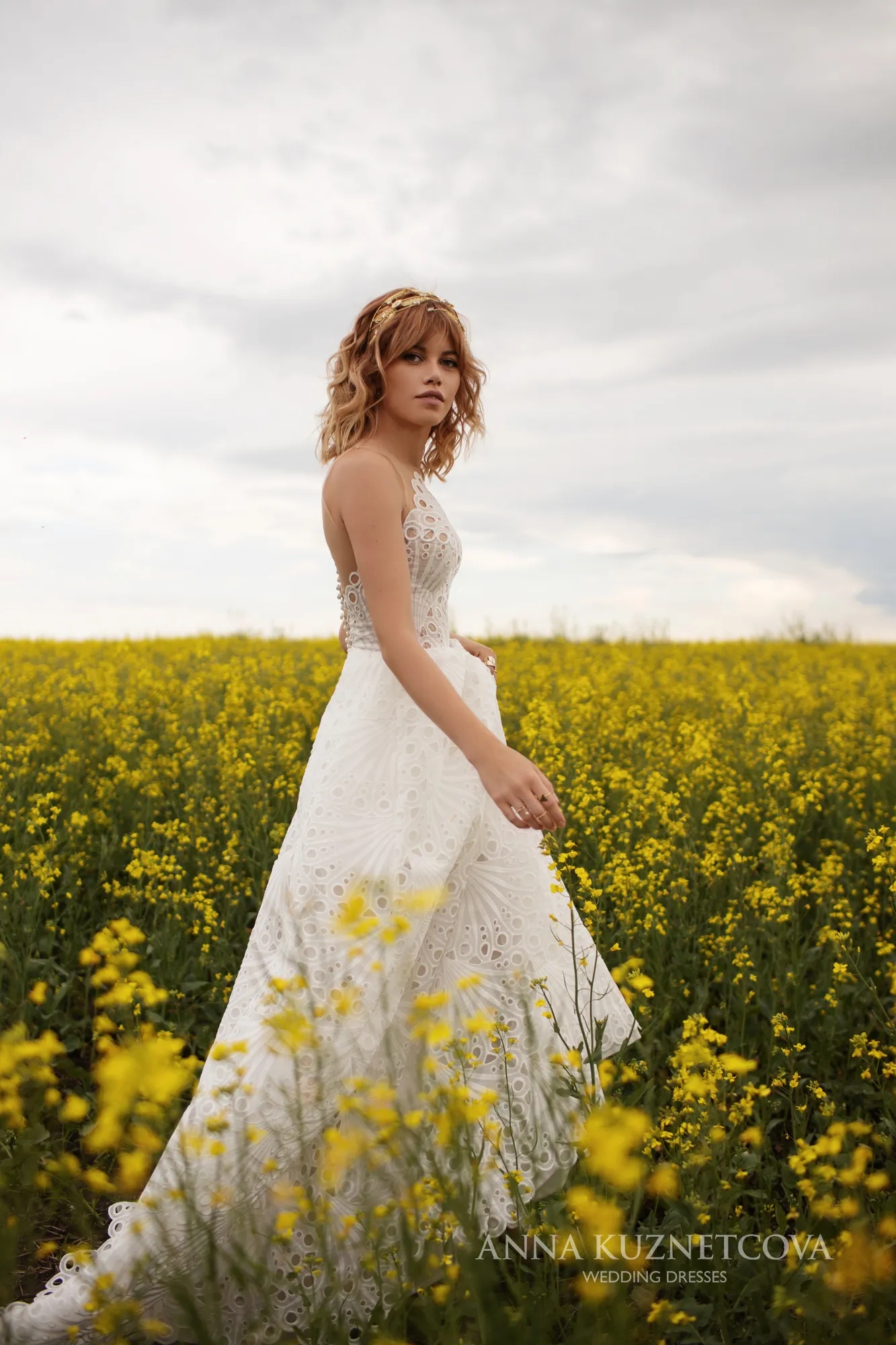 Lace Wedding Newest Dresses Jewel Neck Button Back A Line Floral Bohemian Beach Robes Bridal Gowns Vestido
