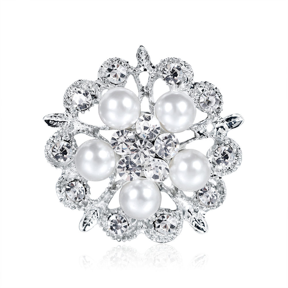 Cute White Pearl Crystal Brooches For Women Badges for Clothes Jewelry Collar Pins Gifts Accessories for Friends