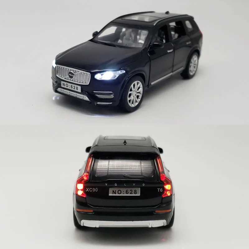 Diecast Model Cars 1 32 VOLVOs XC90 SUV Alloy Car Model Diecast Toy Metal Vehicles Car Model Collection Simulation Sound and Light Childrens Gift
