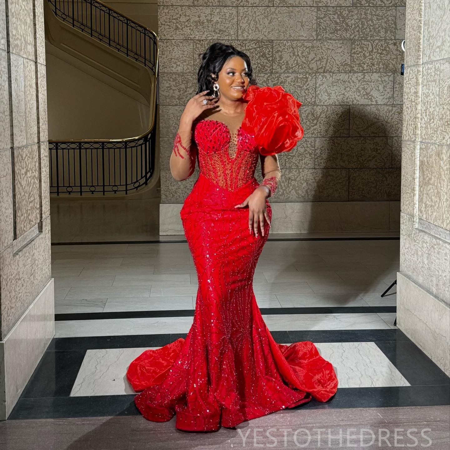 2024 Plus Size Aso Ebi Prom Dresses for Special Occasions Red Mermaid Illusion Long Sleeves Promdress Beaded Lace Birthday Dress Second Reception Gown