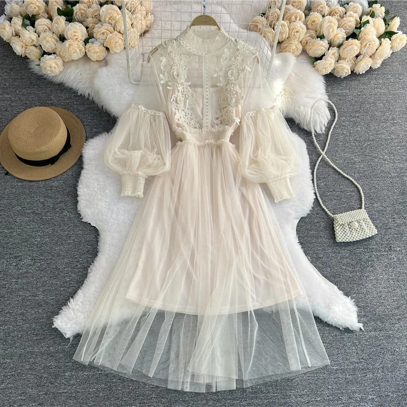 Dress Women French Lace Flower Dress Gauze Lantern Sleeve Voile Long Dress Female Retro Hook Princess Dress 2 Piece Set 240518