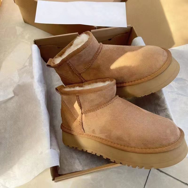 Designer Womens boots Australia Classic ultra mini platform snow boot Mens booties women Winter Warm Wool Shoes outdoor Tazz Suede Shearling platforms Slippers
