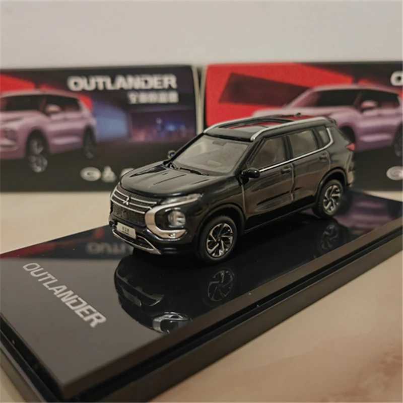 Free shipping Diecast Cars 1/64 Mitsubishis Outlander SUV Alloy Diecasts Metal Toy Vehicles Car Model Miniature Scale Childrens Gifts Decorations