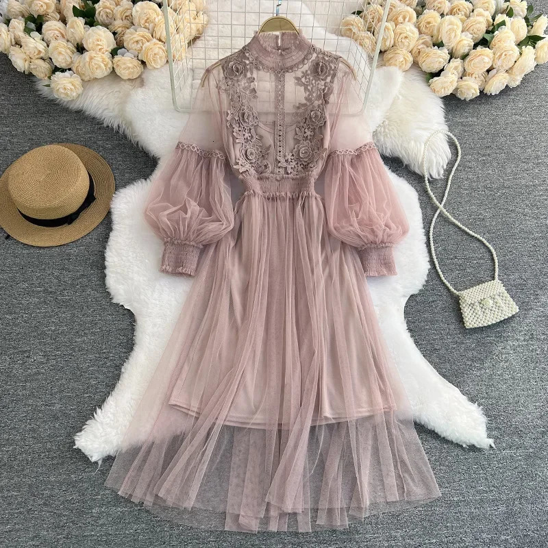 Dress Women French Lace Flower Dress Gauze Lantern Sleeve Voile Long Dress Female Retro Hook Princess Dress 2 Piece Set 240518