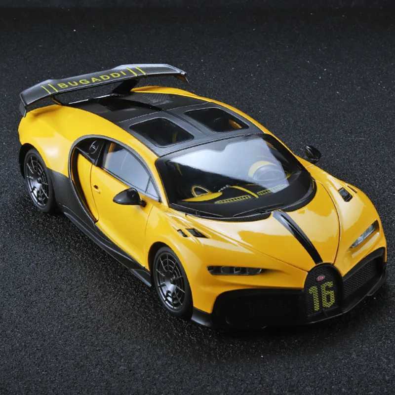 Diecast Model Cars 1 18 BUGATTI Chiron PUR SPORT Alloy Sports Model Diecasts Metal Racing Super Car Model Sound and Light Simulation Kids Toys Gift