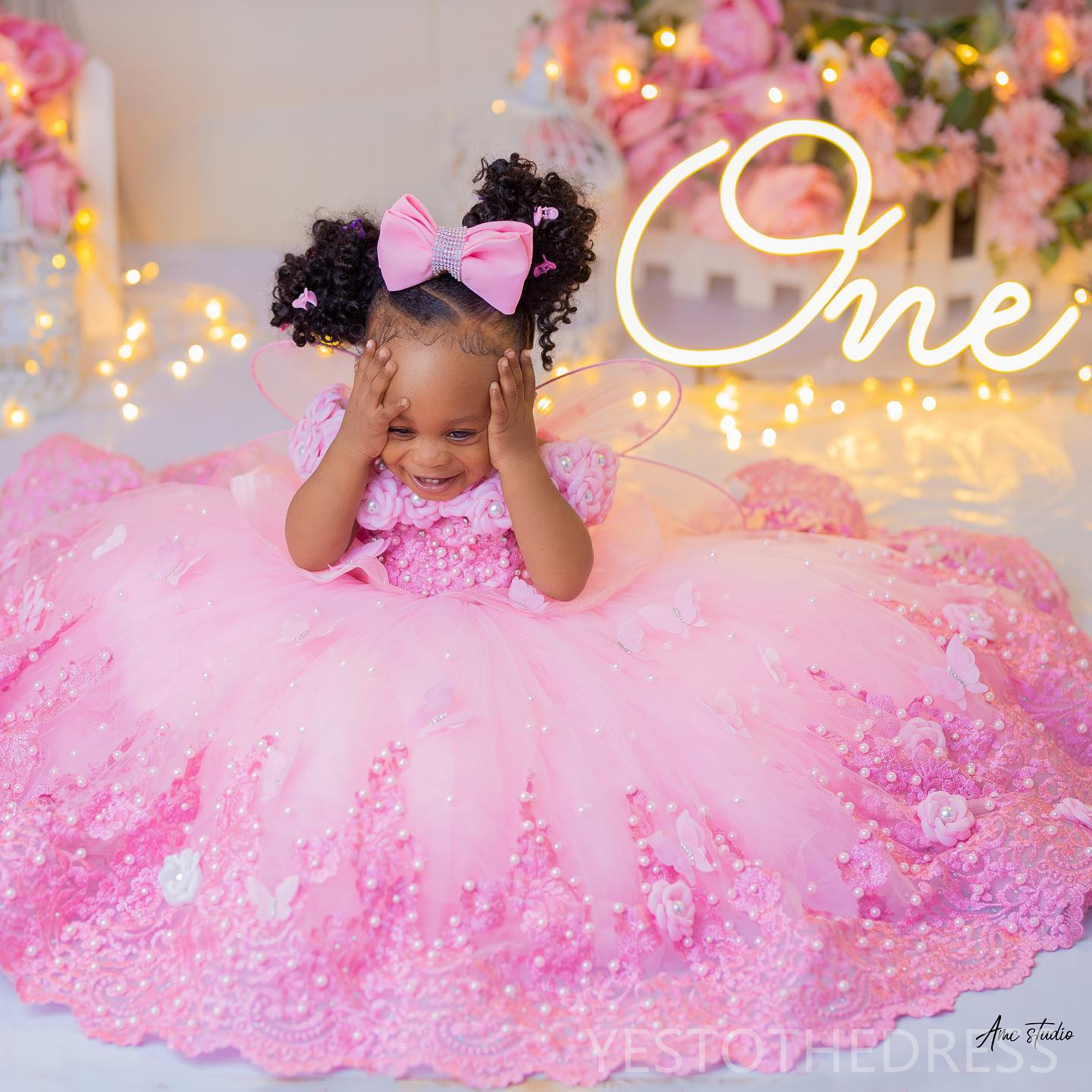2024 Aso Ebi Pink Flower Girl Dresses Birthday Party Dress Illusion Spaghetti Straps Hand Made Flowers Pearls Beaded Appliqued Lace Princess Gown For 