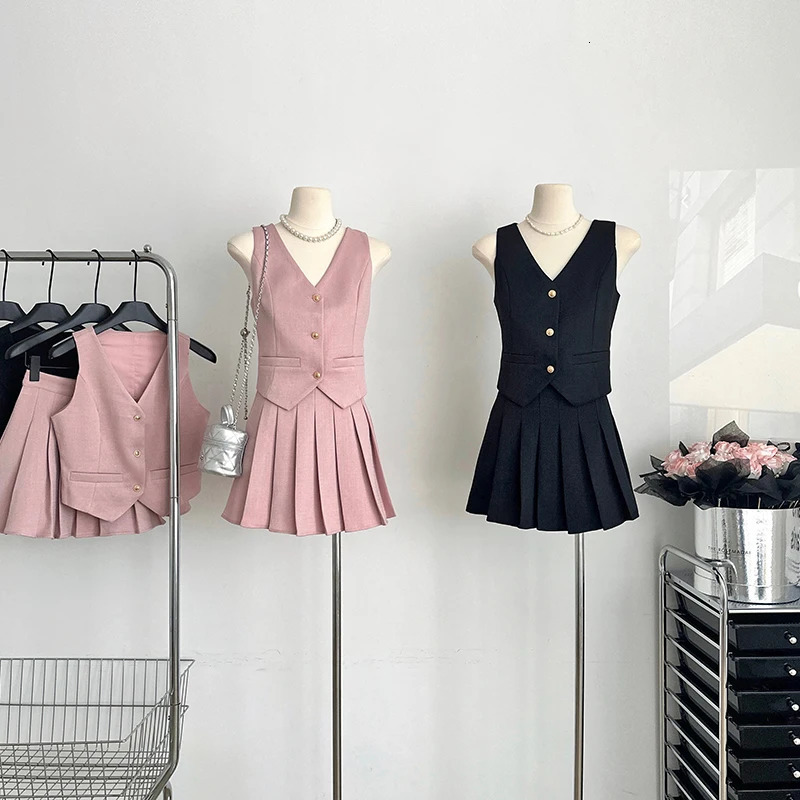 Small Fragrant Summer Elegant 2 Piece Sets Vintage V Neck Sleeveless Vest Womens Office Lady High Waist Pleated Aline Skirts 240522