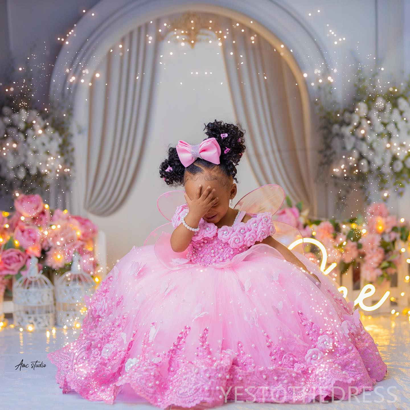 2024 Aso Ebi Pink Flower Girl Dresses Birthday Party Dress Illusion Spaghetti Straps Hand Made Flowers Pearls Beaded Appliqued Lace Princess Gown For 