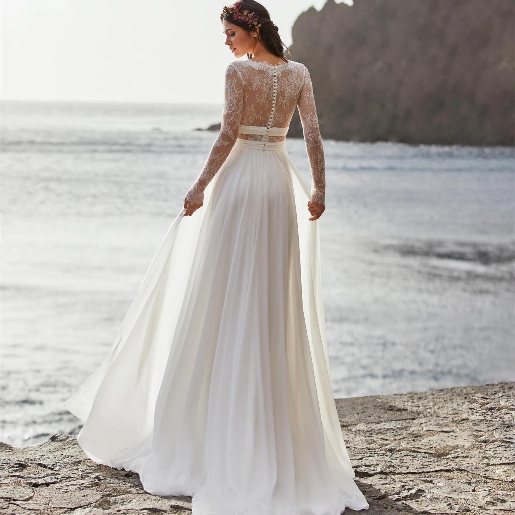 Bohemian Wedding Dress 2024 Long Sleeve V-Neck Floor Length Chiffon A-Line Lace Back Bridal Gowns With Belt Charming