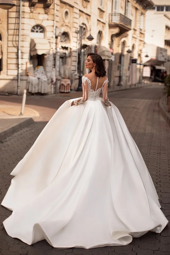 Garden wedding dresses v neck a line lace appliques country wedding gown boho long sleeve satin sweep train Custom made robe de Mariee
