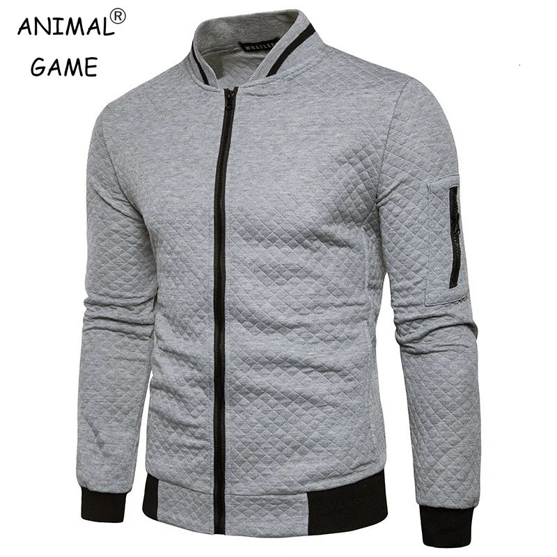 Mens sports shirt with zippered pockets thin solid color half track clothing casual outdoor hoodie long sleeved jacket 240516