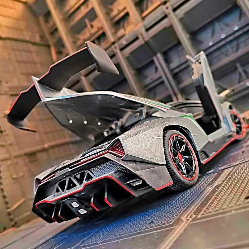 Free shipping Diecast Cars 1/24 Veneno Alloy Sports Diecasts Toy Vehicles Metal Car Model Silation Sound Light Collection Childrens Toys Gift