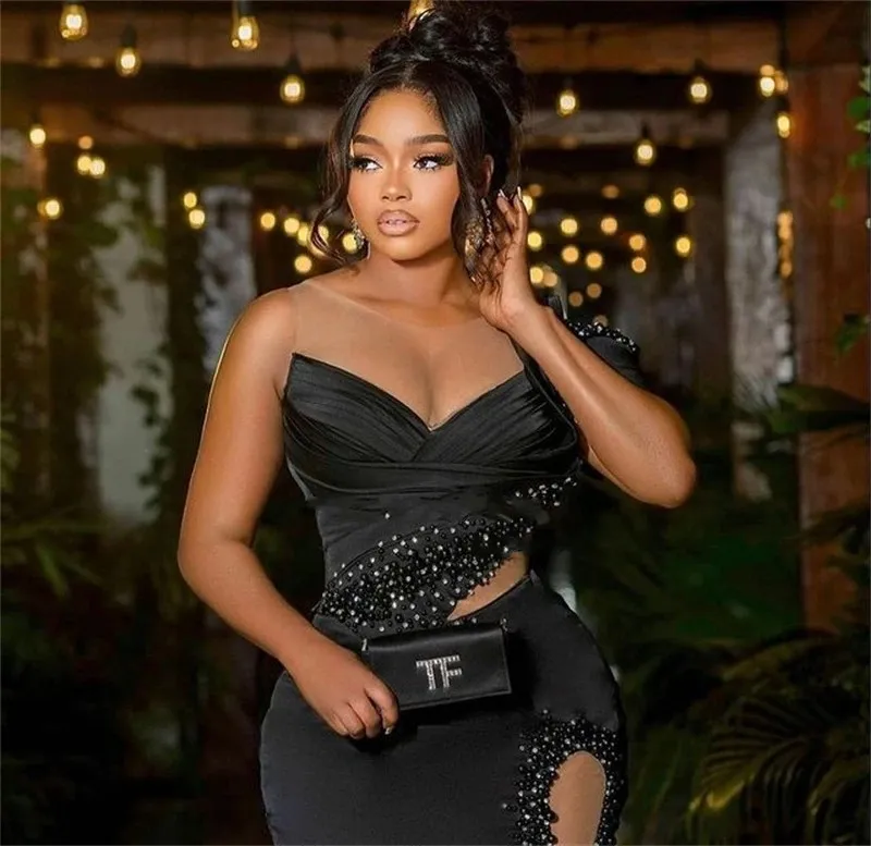 Sexy Black Thigh Split Formal Evening Dresses Sheer Neck Beaded Aso Ebi Long Party Prom Gowns For Women Elegant Satin Plus Size