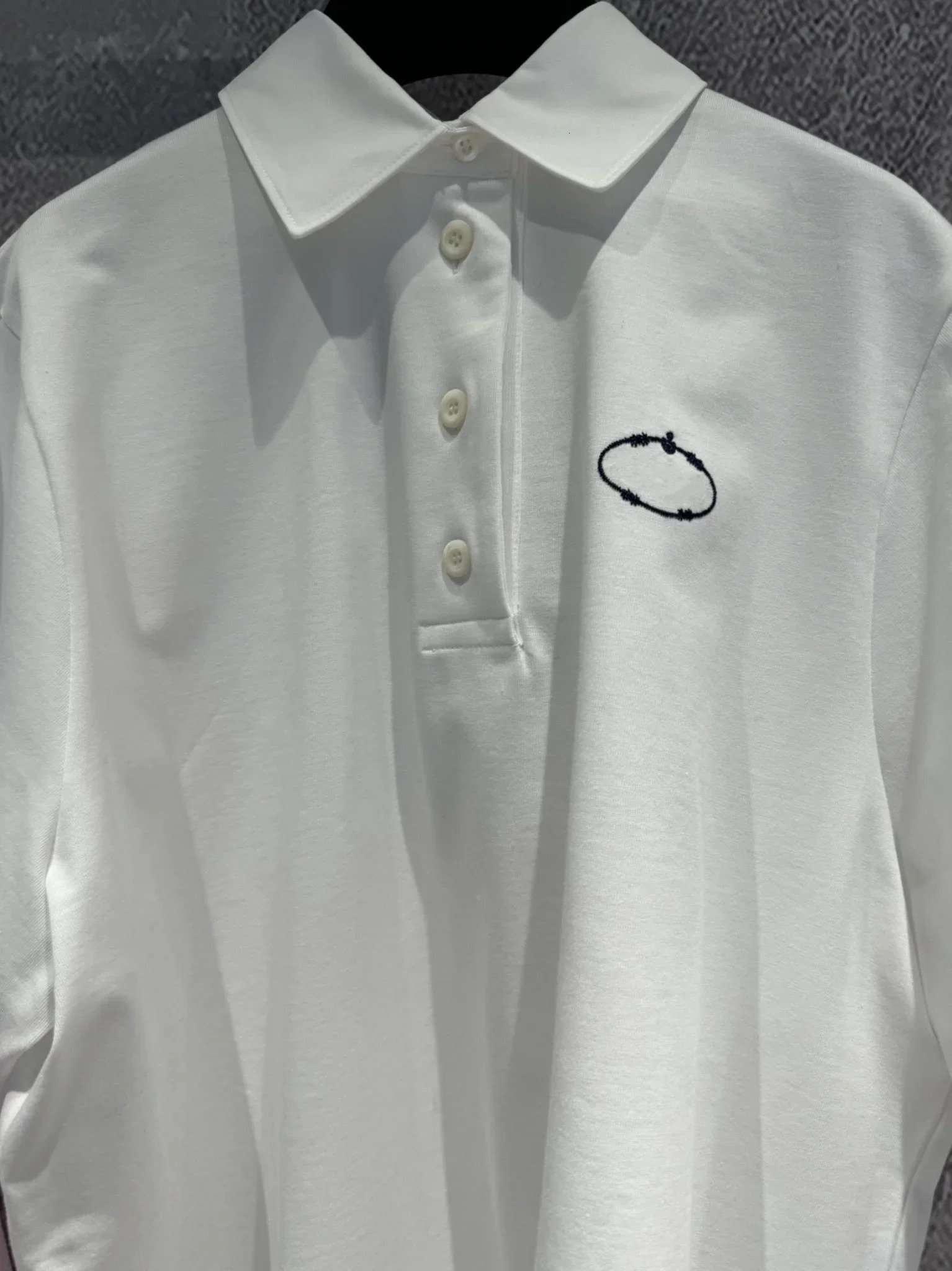 Early Spring White Embroidered Knitted Cotton Turndown Collar Short sleeved Polo Shirt Women loose blouse tops tshirt 240523
