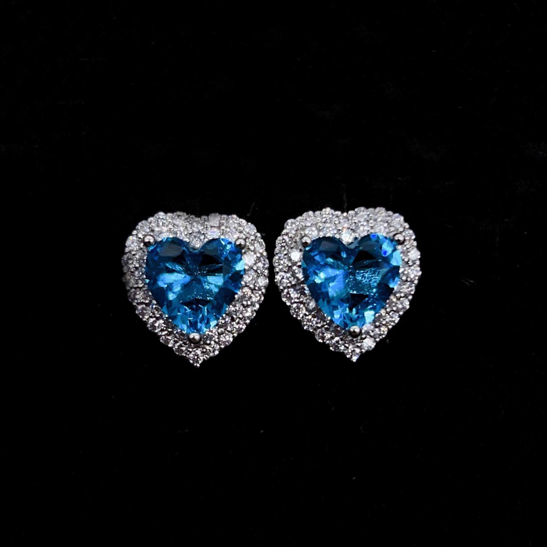 Stunning Sterg Sier Heart Stud Earrings for Women - 5A Cubic Zirconia Wedding Jewelry