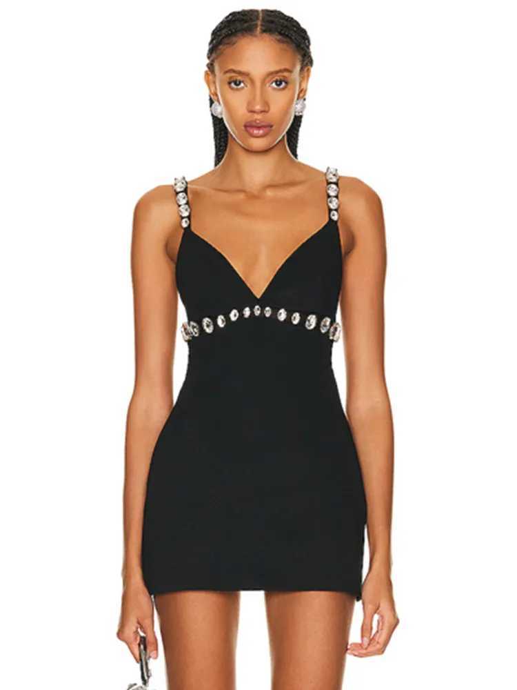 Basic Casual Dresses Womens Celebrity Sexy V-neck Beaded Water Diamond Black Mini Body Bandage Dress 2024 Elegant Nightclub Party Dress J240523