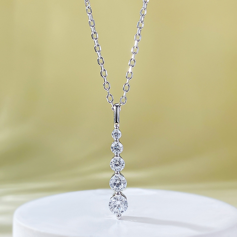 Sterling Sier Moissanite Pendant Necklace - Round White Gemstone, Simple Geometry, Clavicle Chain for Women Free shipping