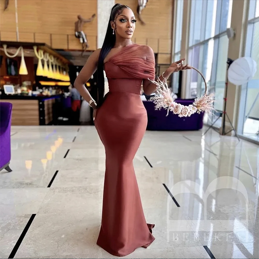 Brown Mermaid Long Bridesmaid Dresses For Black African Women Sexy One Shoulder Elegant Formal Party Gowns Aso Ebi Maid Of Honor Dress Wedding Guest P