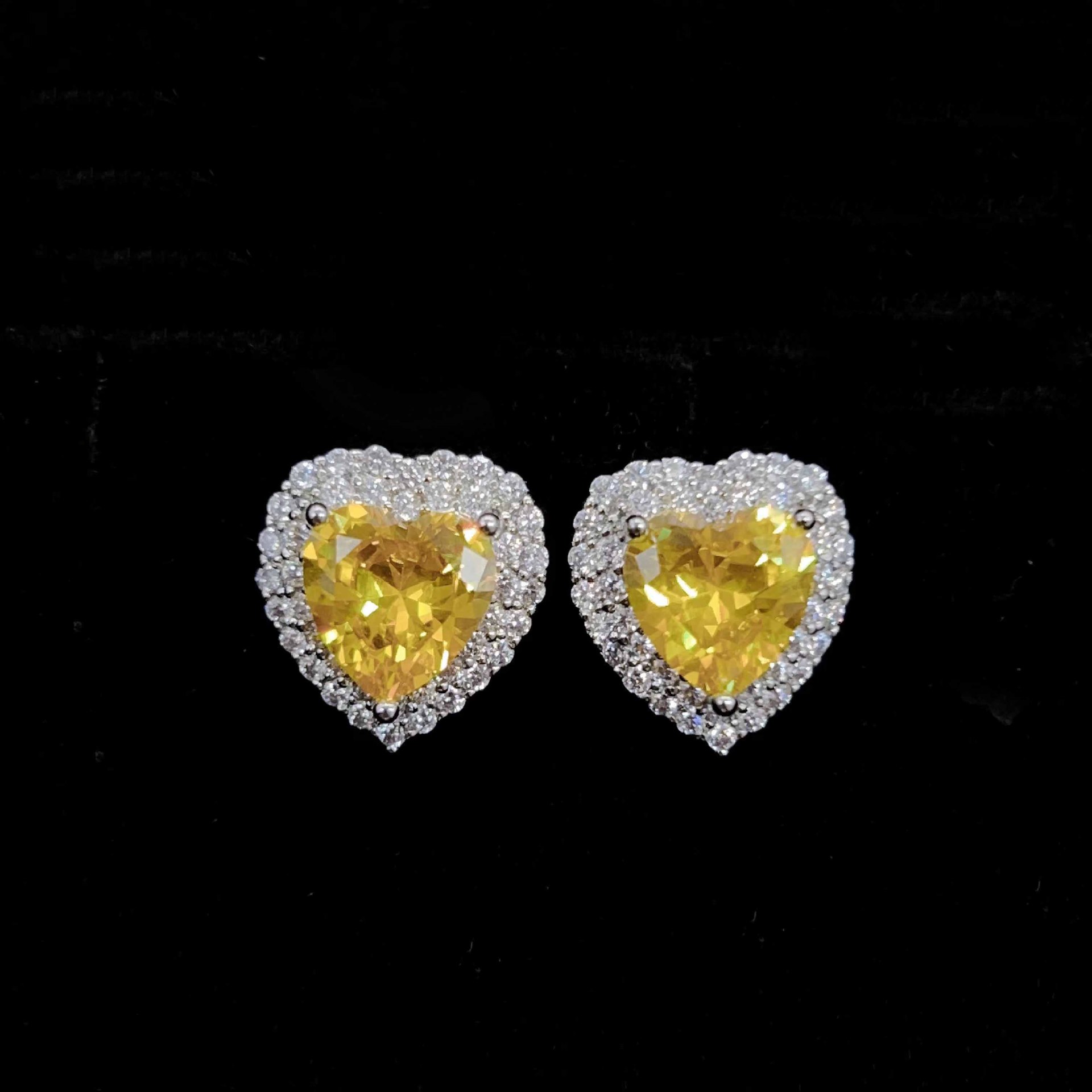 Stunning Sterg Sier Heart Stud Earrings for Women - 5A Cubic Zirconia Wedding Jewelry