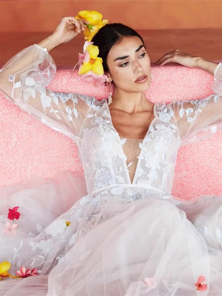 Boho A-line Wedding Dresses 2024 Women V-neck Long Puffy Sleeves Flower Lace Appliques Bridal Bride Gowns New Arrival Vestido De Novia
