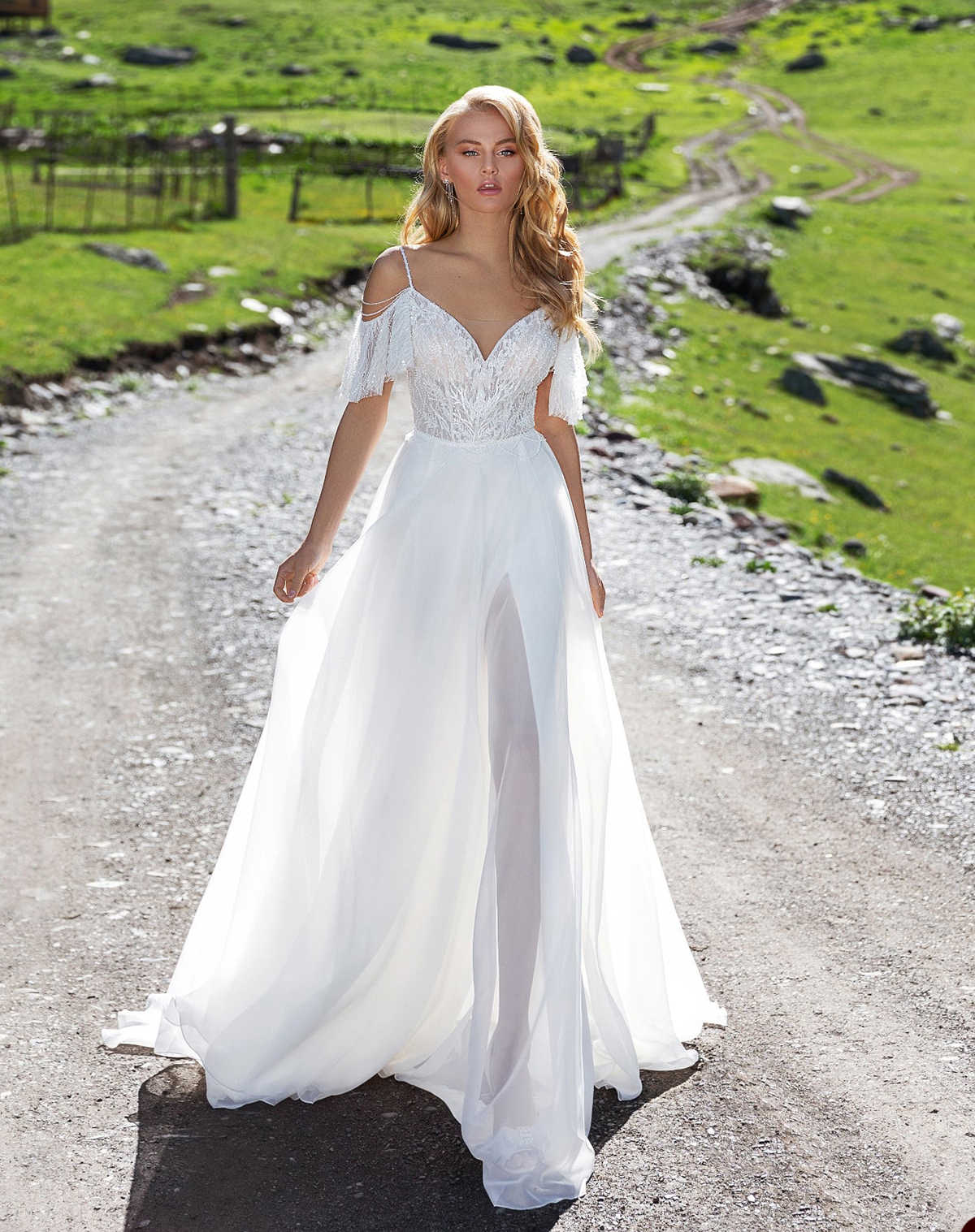 Simple Wedding Dresses Sequins Beading Mermaid Bridal Gowns Custom Made Beach Backless Spaghetti Straps Bride Dress Vestidos De Novia