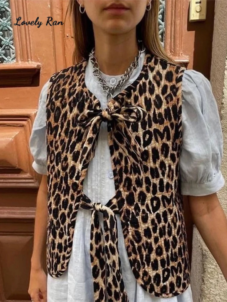 Street Leopard Print Bow Women Vest Y2k Fashion Vneck Lace Up Lady Spring Summer Chic Sleeveless Female Outwear 240523