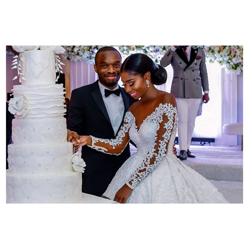 African Fashion Long Sleeve A E Wedding Dresses Bridal Gowns For Black Women Illusion Top Pearls Beaded Lace Bride Dress Trains 50 CM 0618
