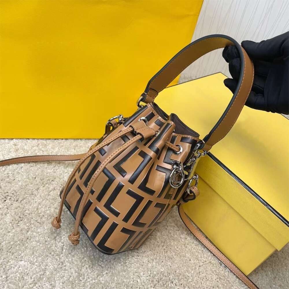 FF Designer Handbag Cowhide New Relief Mon Tresors Small Drawstring Ff Bucket Single Shoulder Crossbody Bags Feidi Bag C3c