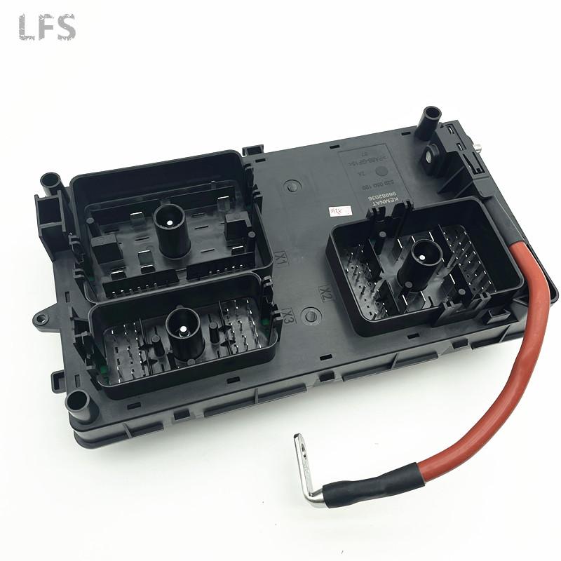 Suitable for Chevrolet Cruze 2011-2017 fuse box Cruze relay fuse Circuit fuse