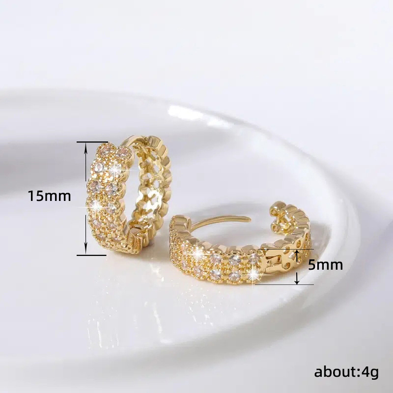 Luxury Hollow Design Gold Plating Diamond Hoop Earrings For Women Wedding Party Elegant Designer Jewelry Hoop Earrings