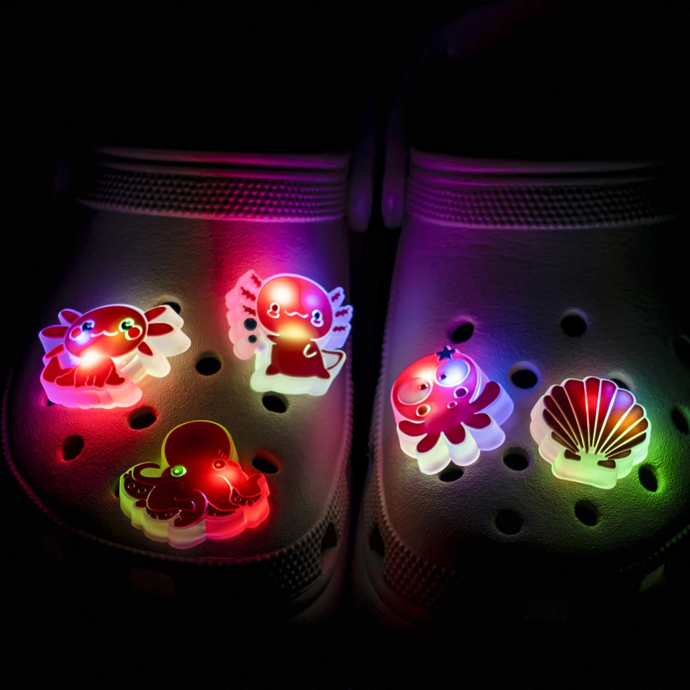 15pcs LED Shoe Charms Lighted Accessories Animals Plants Salamander Decorations Pins for Kids Men Women Gifts Clog Buckles 240524