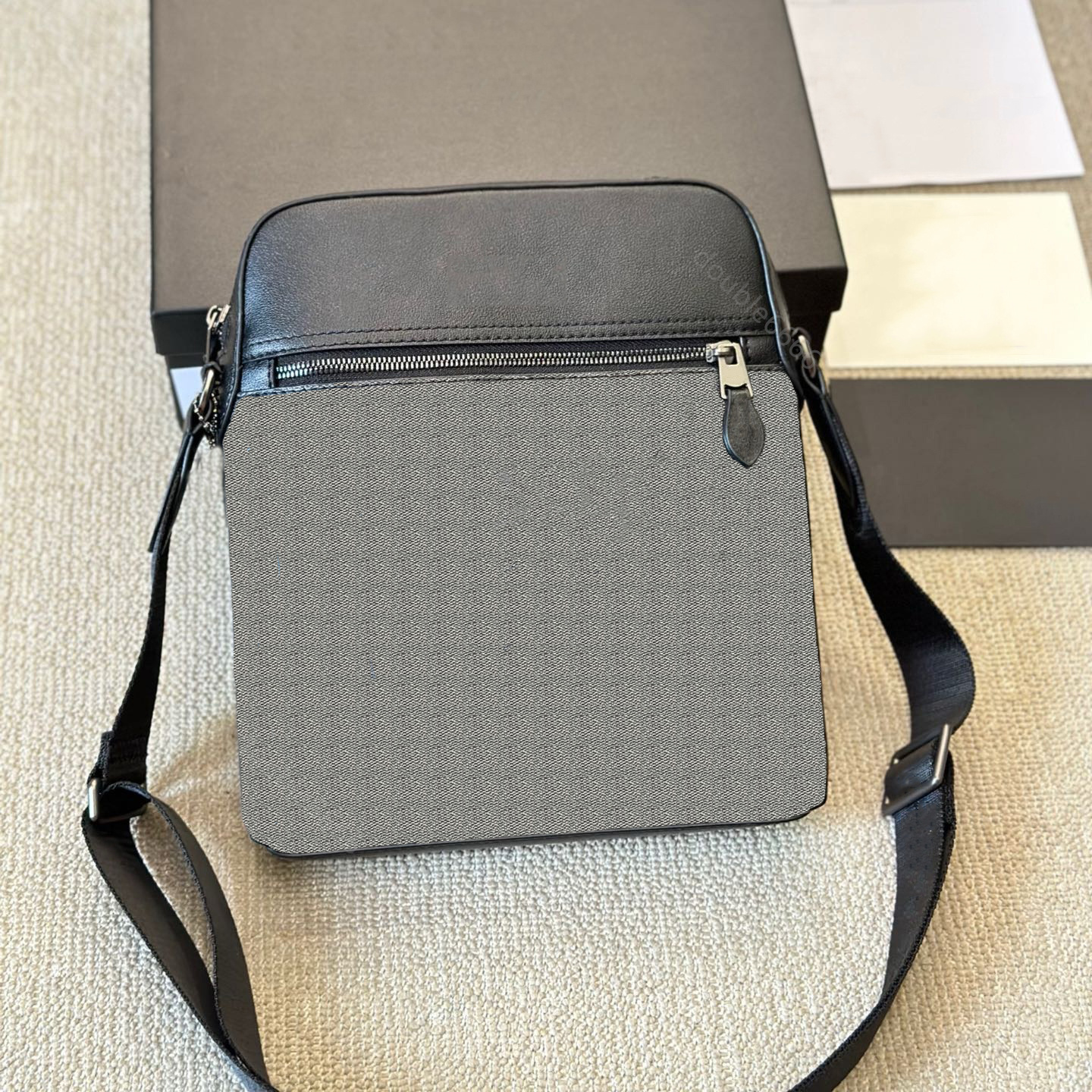 Luxury designer men's cowhide classic messenger bag men's canvas vintage crossbody bag chest bag postman bag outdoor belt bag coin purse shoulder bag phone bag