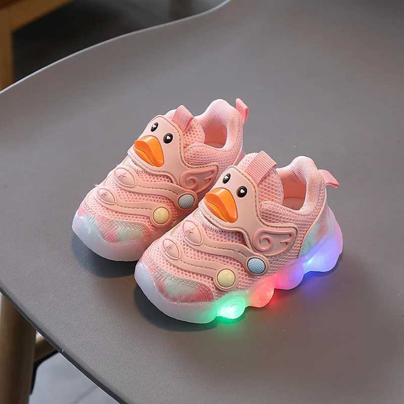 Athletic Outdoor Childrens Led casual cute cartoon duck sports childrens luminous tennis shoes boys and girls C260130