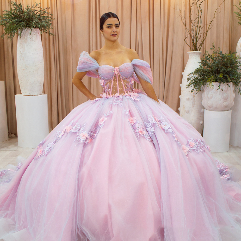 Pink Sky Blue Quinceanera Dresses Sweetheart Off The Shoulder Applique Lace Flower Puffy Party Dress Crystal Beading Ball Gown