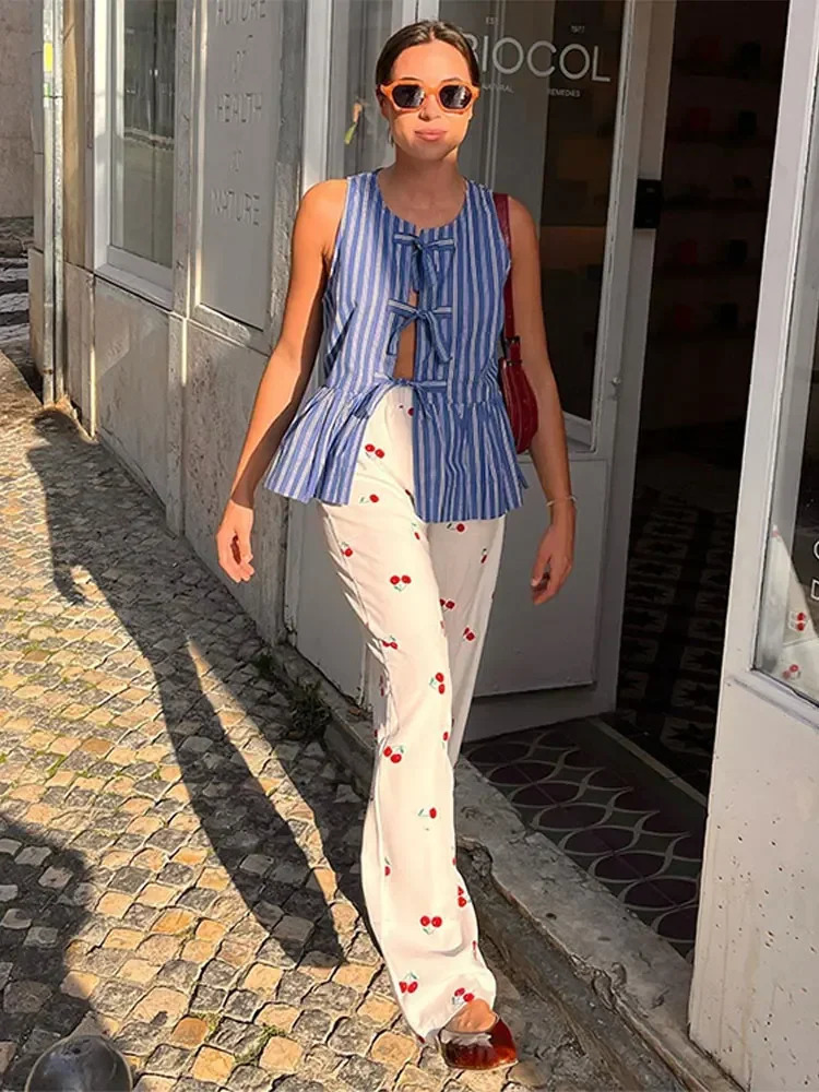 Fashion Blue Strip Lace Up Vests For Women Causal Oneck Sleeveless Bow Tie Loose Waistcoat Spring Female Beach Commuting Tops 240523