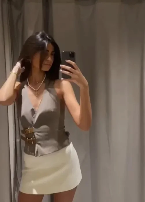 Spring Chic Leather Button Halter Vest For Ladies Sexy Backless Sleeveless Slim Women Vintage High Street Tank Top 240523